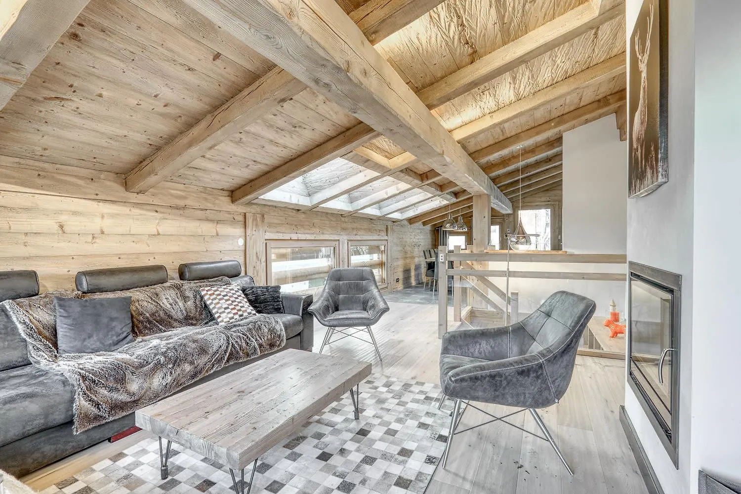 Appartement Equinox メジェーヴ